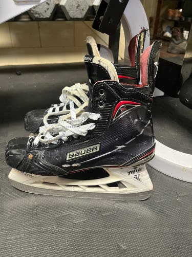 Travis Zajac Bauer Vapor 1X Hockey Skates Pro Stock 9 (Used) NJ Devils
