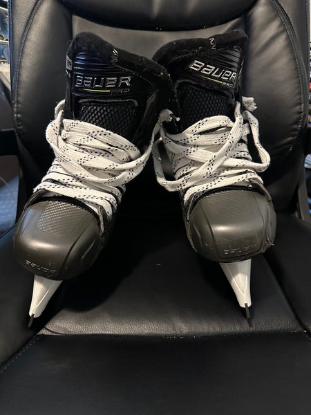Used Senior Bauer Pro Hockey Goalie Skates 8.5