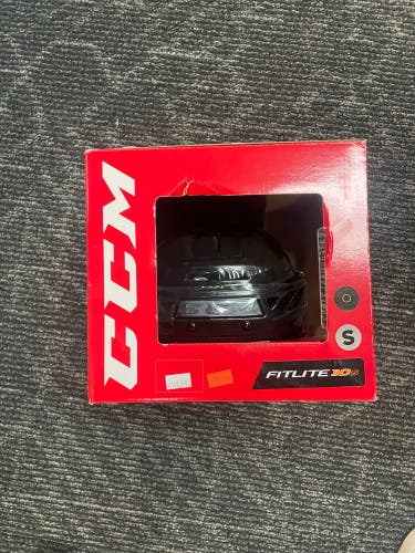 Small CCM Fitlite 3DS Helmet (New)