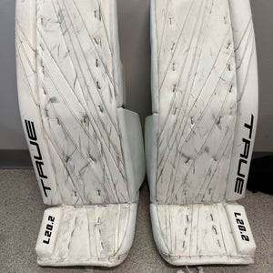 34" 2023 True L20.2 Goalie Leg Pads (Used)