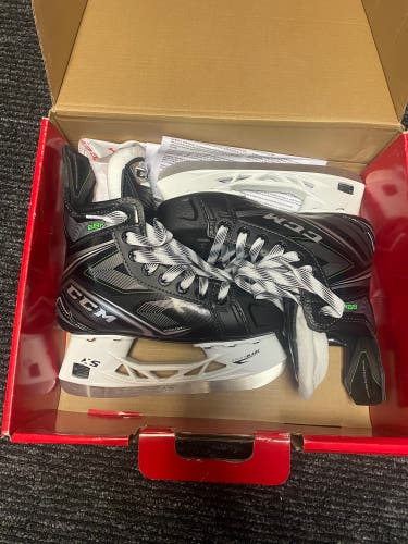 CCM RibCor 88K Hockey Skates Regular Width Size 2.5 (New)