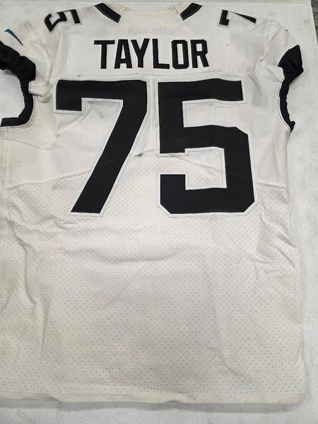 Jaguars JAWAAN TAYLOR #75 Game Used GU Football Jersey 12-5-21 vs Rams WHITE