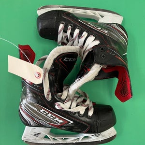 Youth CCM JetSpeed FT2 Hockey Skates Regular Width 13.5 (Used)