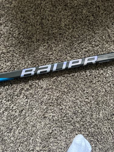 Youth Bauer Nexus Sync Right Handed Hockey Stick P92 (Used)