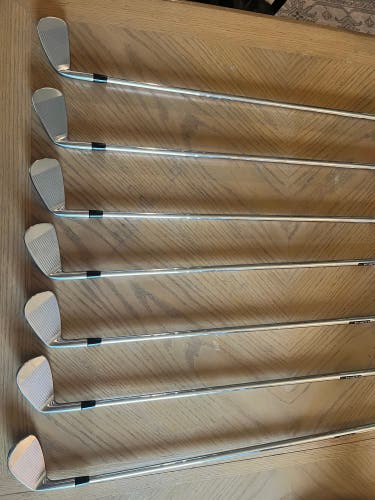 Men's Cobra 2022 KING Forged Tec One Length Iron Set Stiff Flex Steel Shaft (Used)