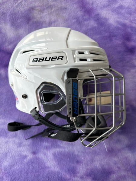 White Medium Bauer Re-Akt 75 Helmet (Used)