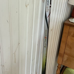 Junior Bauer Vapor Hyperlite 2 Left Hand Hockey Stick P92 (Used)