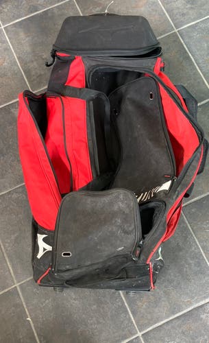 Black Mizuno Samurai Catcher's Bag (Used)