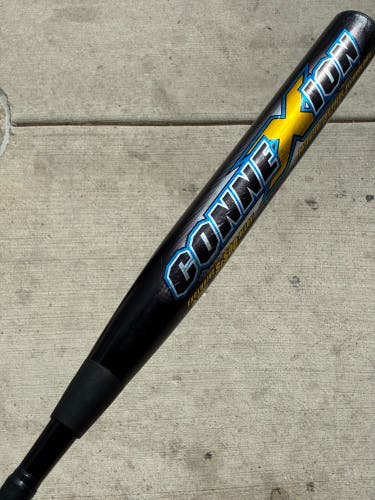 Black Easton Connexion Bat (-8) Alloy 23 oz 31" (Used)