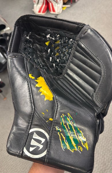 Warrior RG5 JR catcher (Used) Black Junior Regular catch glove Ritual G5