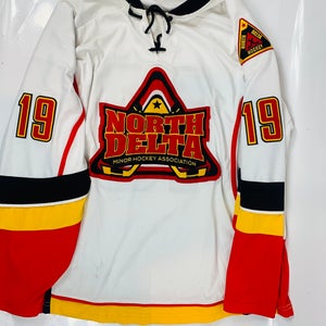 White XL Men's Jersey (Used)