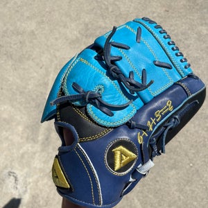 Akadema RH Baseball Glove 12.25" (Used)