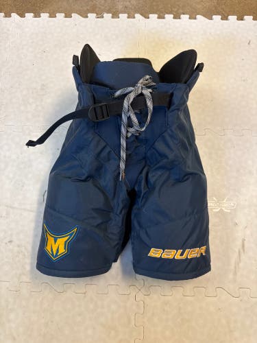 Junior Large Bauer Hockey Pants (Used)