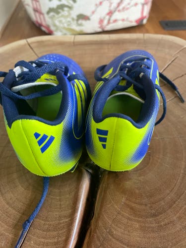 Blue Unisex 10K (Toddler) Adidas Goletto Molded Cleats Cleats (Used)