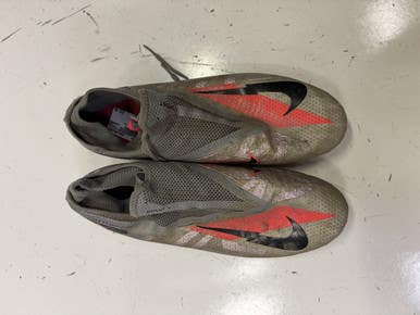 Used Nike Soccer Cleats Grey Senior 9 11860-S000296899