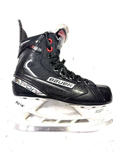 Used Bauer VAPOR X3.5 Junior Hockey Skate Junior 02.5 11860-S000296788