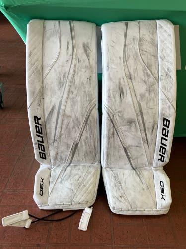 White 31" Intermediate Bauer GSX Goalie Leg Pads (Used)