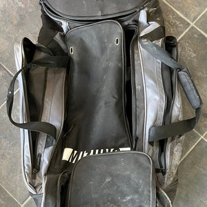 Black Mizuno Samurai Catcher's Bag (Used)