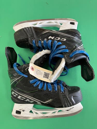 Junior CCM RibCor 90K Hockey Skates Regular Width Size 3 (Used)
