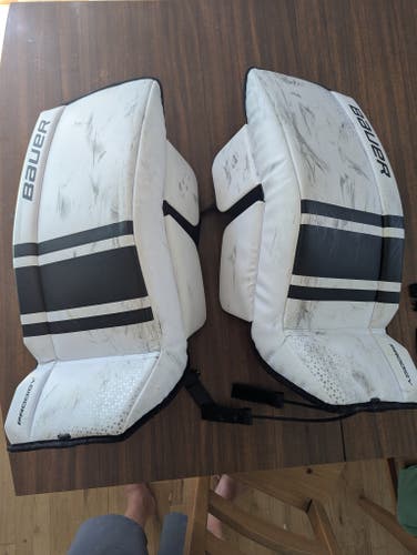 2022 Large Bauer GSX Prodigy Goalie Leg Pads (Used)