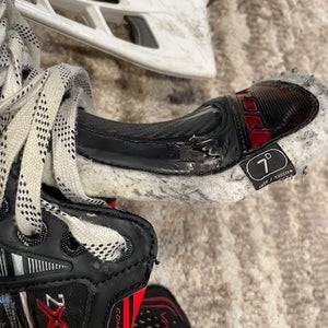 Bauer Vapor 2X Hockey Skates Regular Width 7 (Used)