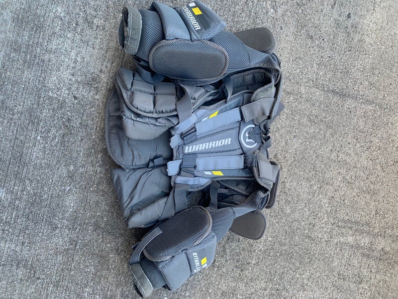Small / Medium Warrior Goalie Chest Protector (Used)