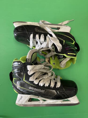 Intermediate Bauer GSX Hockey Goalie Skates Extra Wide Width Size 4.5 (Used)