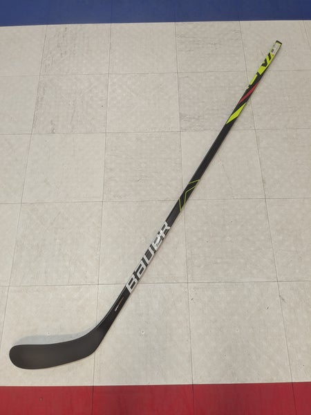Senior Bauer Vapor X2.7 Left Hand Hockey Stick, P28 Curve, 87 Flex, S19 (New)
