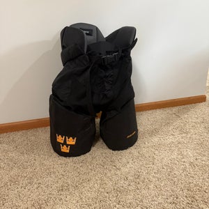 Senior Medium Bauer Nexus Custom Pro Hockey Pants (Used)