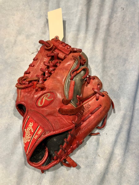 Red Rawlings Gold Glove Elite RH Baseball Glove 11.5" (Used)