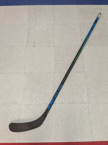 Intermediate Bauer Nexus Geo Left Handed Hockey Stick, Multiple Curves, 65 Flex, S21 (New)
