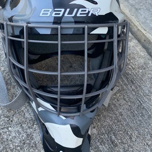 Youth Medium Bauer Goalie Mask (Used)