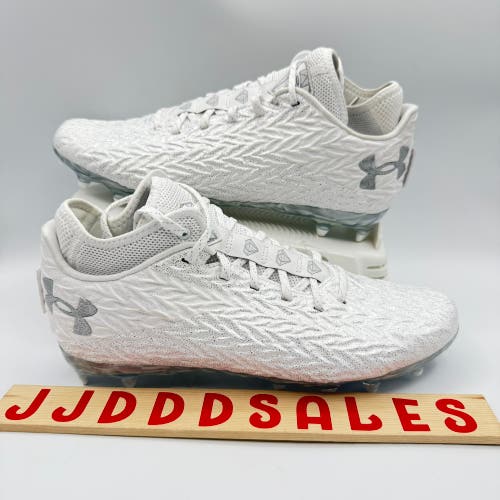 Under Armour Spotlight Clone 4 Football Cleats White Silver 3027298-100 Men Sz 9
New Without Box