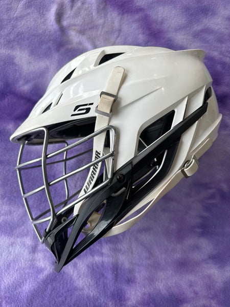 White Adult Cascade S Helmet (Used)