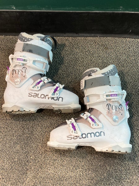 Used Women's Salomon Ski Quest 60 Access Ski Boots | Mondo Size 25.5