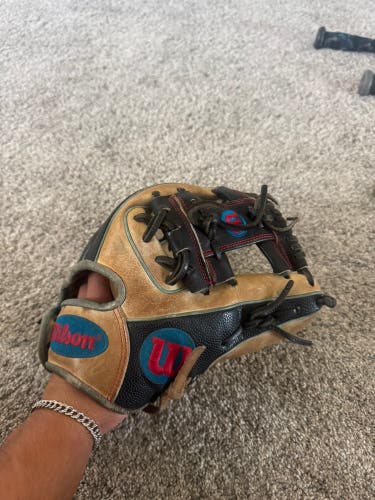 Wilson A2000 RH Infield Baseball Glove 11.5" (Used). Broken in well. In good condition.