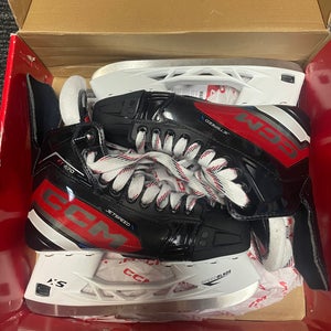 CCM JetSpeed FT670 Hockey Skates Size 8 (New)