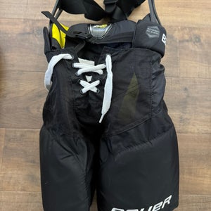 Youth Medium Bauer Supreme Ultrasonic Hockey Pants (Used)