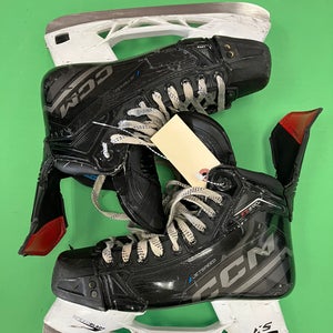 Senior CCM JetSpeed FT690 Hockey Skates Regular Width 7.5 (Used)