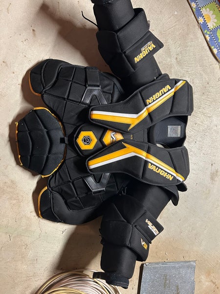 XXL vaughn velocity V9 pro return chest protector