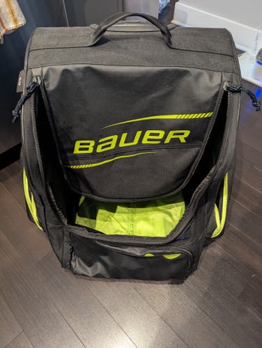 Bauer S24 Elite Wheel Backpack Hockey Bag
