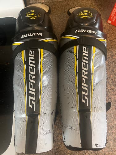 Senior Bauer Supreme One40 14" Shin Pads (Used)