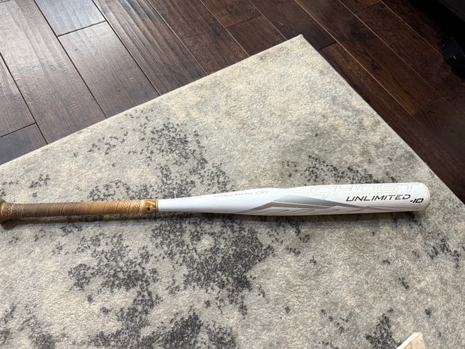 2023 Easton Ghost Unlimited Composite Bat (-10) 21 oz 31" (Used)