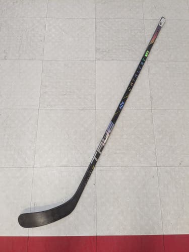 Junior True catalyst 9x3 Left Handed Hockey Stick, T92.5 Curve, 30 Flex (New)