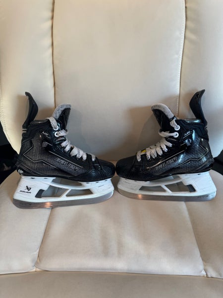 2024 Bauer Supreme M50 Pro Hockey Skates WIDE Width Size 2.5 EE (Used)
