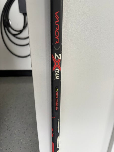 Senior Bauer Vapor 2X Team Right Handed Hockey Stick P88 (Used)