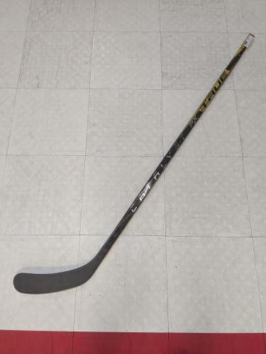 Junior True PX Left Hand Hockey Stick, TC2.5 Curve, 30 Flex (New)