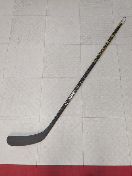 Junior True PX Left Hand Hockey Stick, TC2.5 Curve, 30 Flex (New)