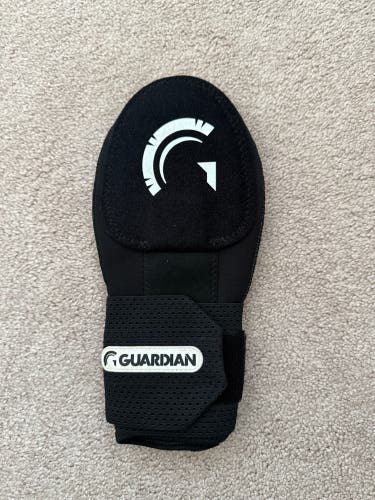 Black Senior Sliding Mitt (Used)