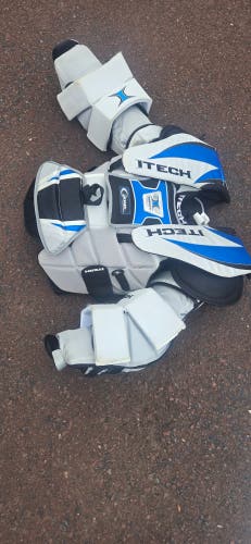 Men's XL Senior Itech Shoulder Pads Pro Stock (Used)